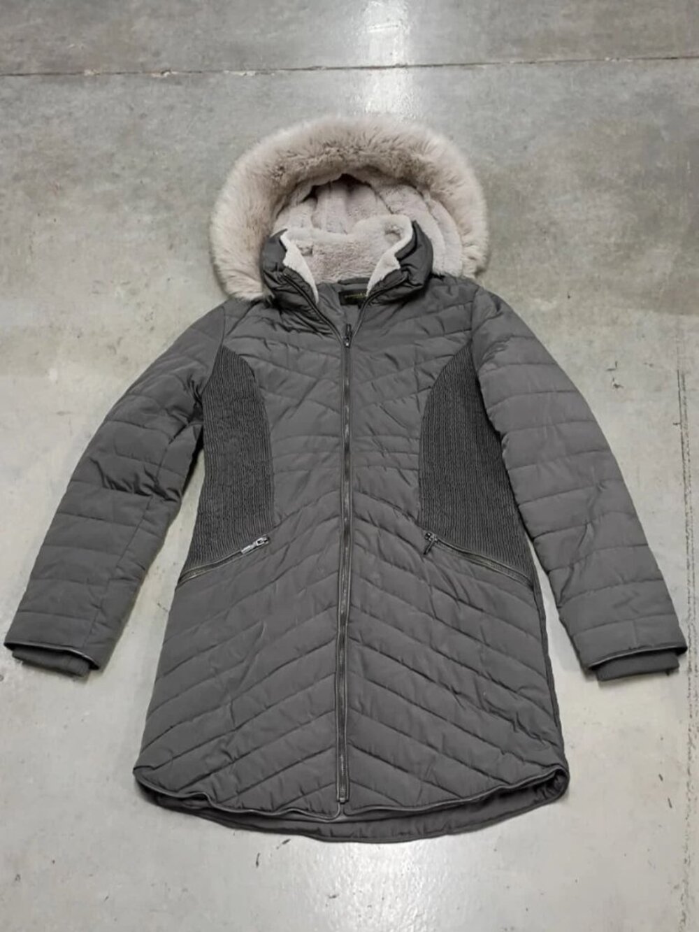 Donna Karan New York Womens M Gray Quilted Hooded Faux Fur Trim Winter Coat